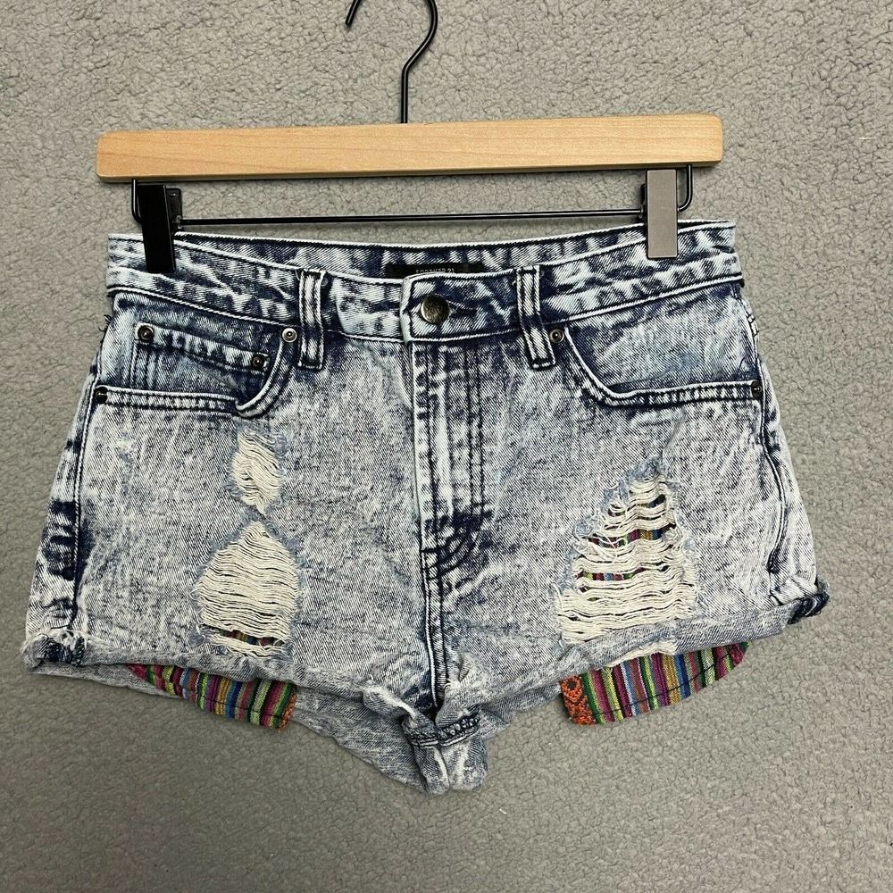 Forever 21 High Waisted Shorts Womens Size 26 Acid Wash Distressed Southwestern